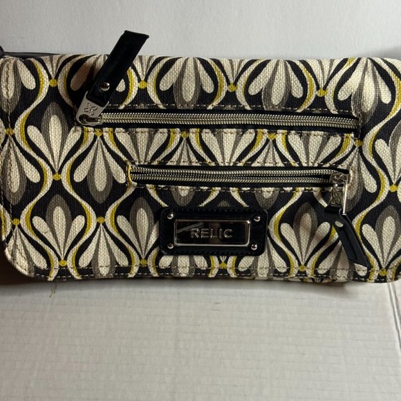 RELIC Erica Small Crossbody by Fossil - Picture 9 of 10